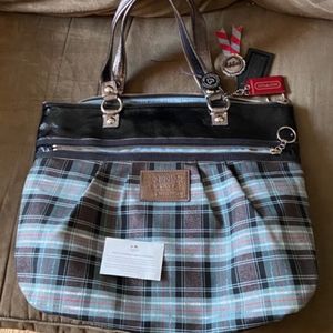 Authentic Plaid Coach Tote Poppy series